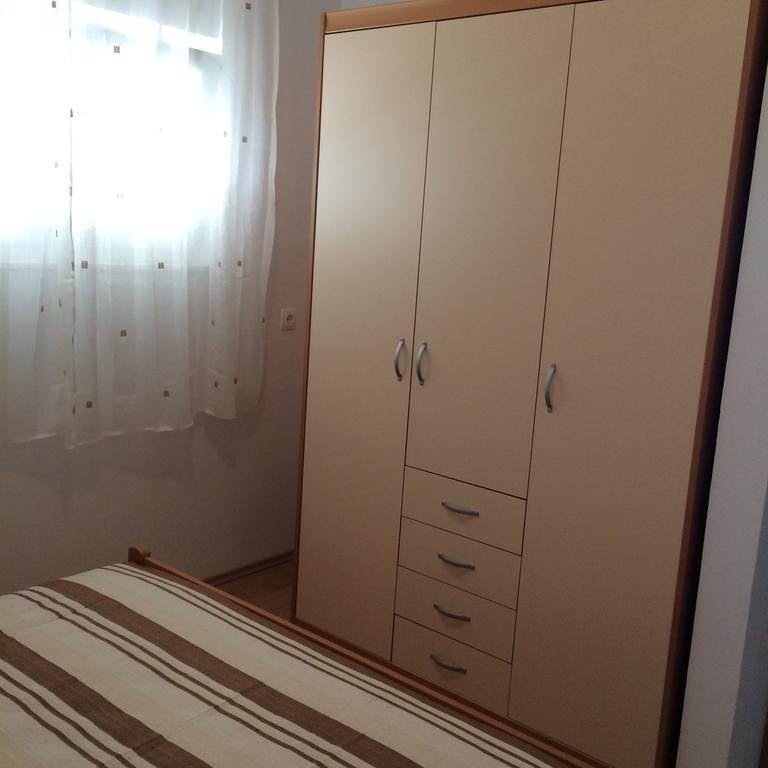 Apartments Pisac Razanj Room photo